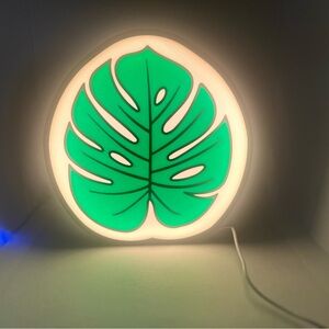 Monstera Light Box